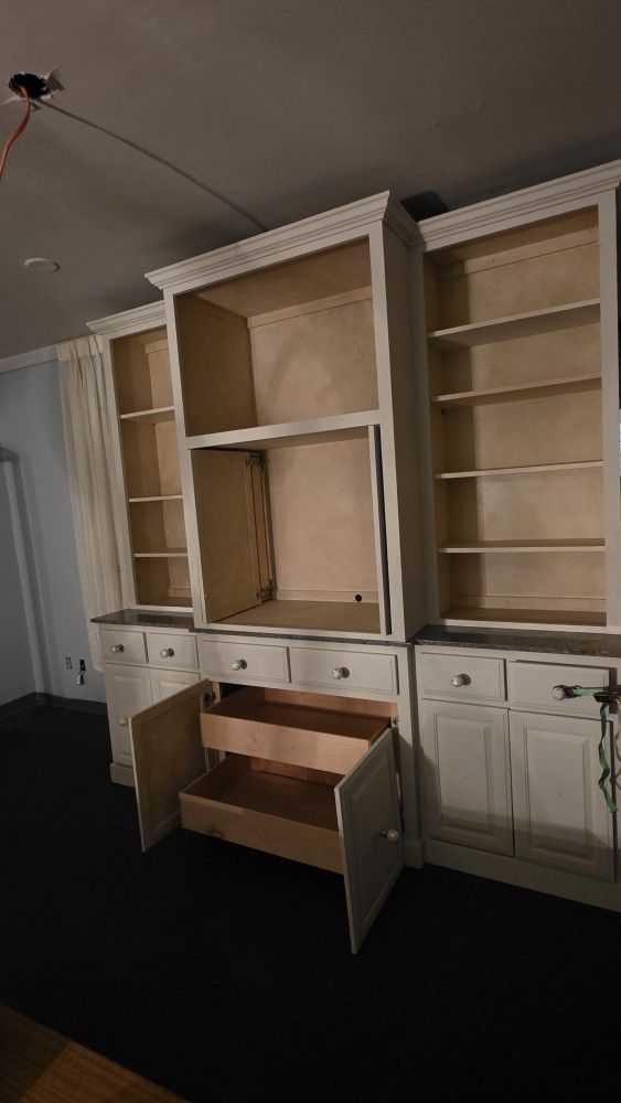 FREEEEE!!! MUST PICK UP AND BRING HELP