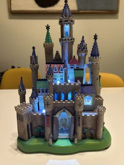 Disney Castle Collection Princess Aurora Light Up Figure