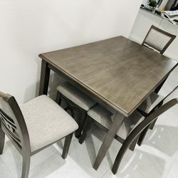5 Pc Dining Table Set