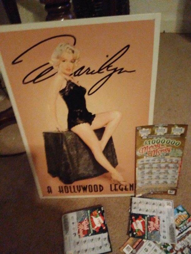 Metal Marilyn Monroe Sign