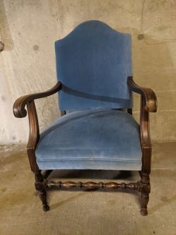 Accent chair - Blue Fabric, wood comfortable.