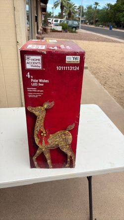 4 foot Polar wishes, LED deer