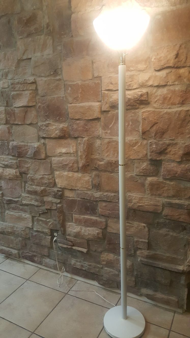 Extra tall floor lamp