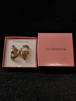 Vintage Liz Claiborne brooch/pin
