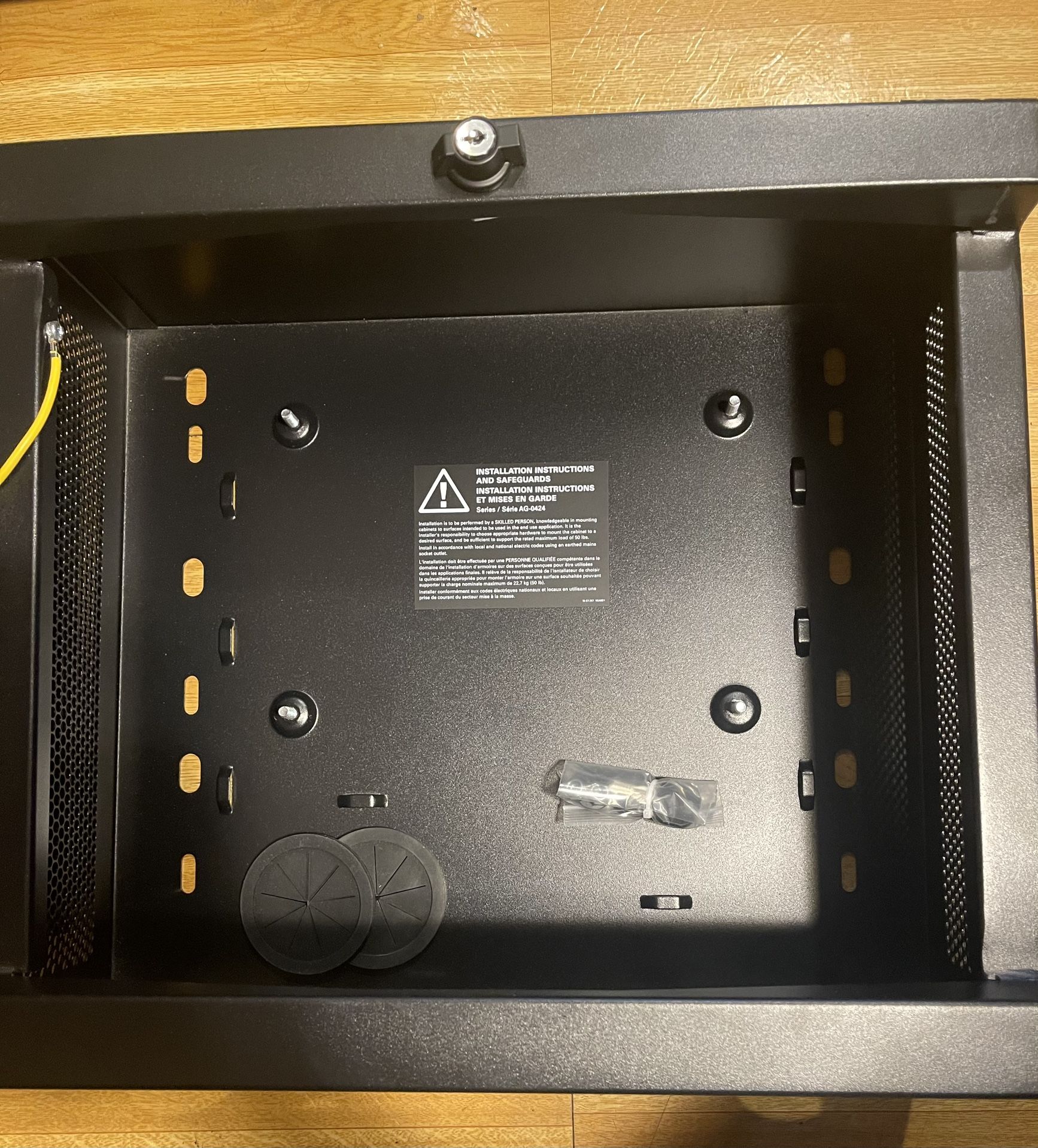 Tripp Lite Server Enclosure