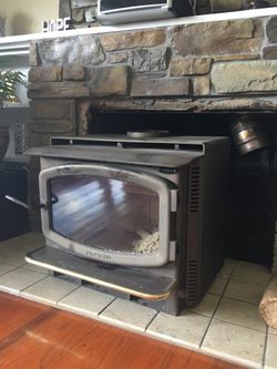 Avalon (Pendleton 90) wood stove fireplace insert for Sale in Everett, WA -  OfferUp