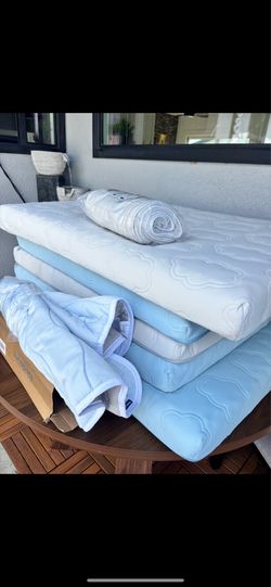 EVERYTHING COOLING FOR PETS PADS, BEDS ❄️🧊🧊❄️🐈‍⬛🐶