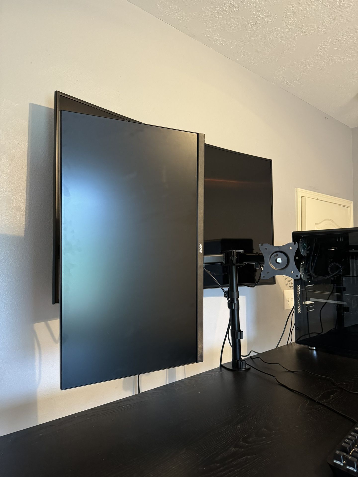 Acer Monitor With Dual Monitor Mount 