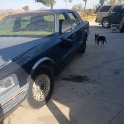 1996 Lincoln Town Car Parts. 