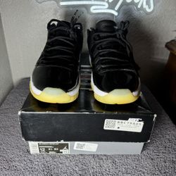 JORDAN 11 LOWS SIZE 12 MEN 