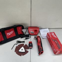 Milwaukee  Multitool M12 Multi-Tool With Battery 2.0 And Charger+bag 