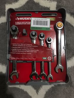 Husky wrench set