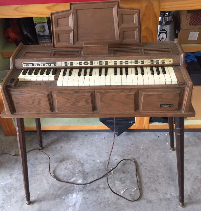 Vintage organ