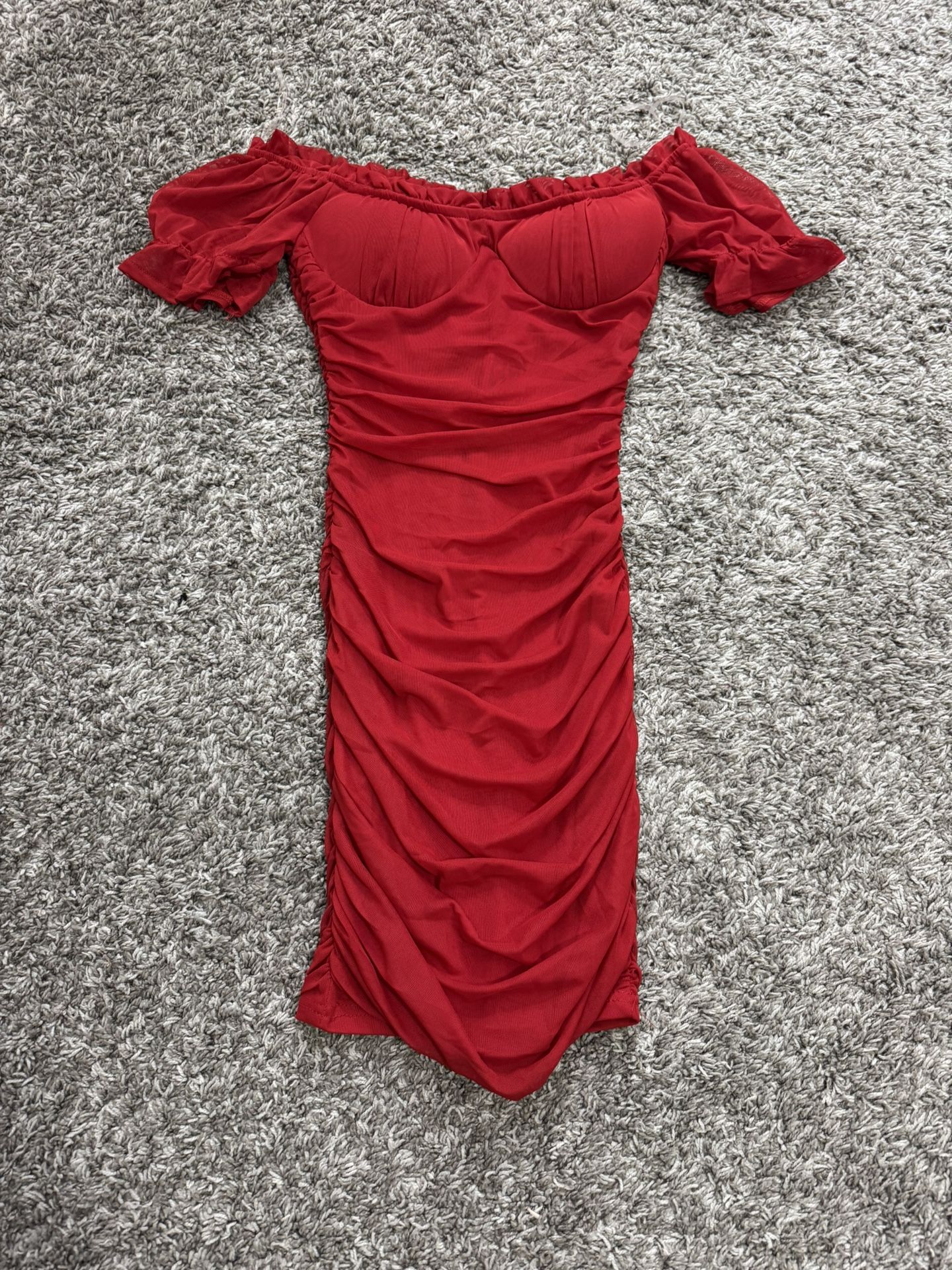 Women’s Small Fitted dress