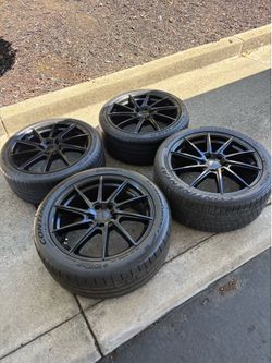 Liquid Metal rims and tires