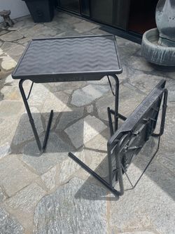 Folding TV trays (2)