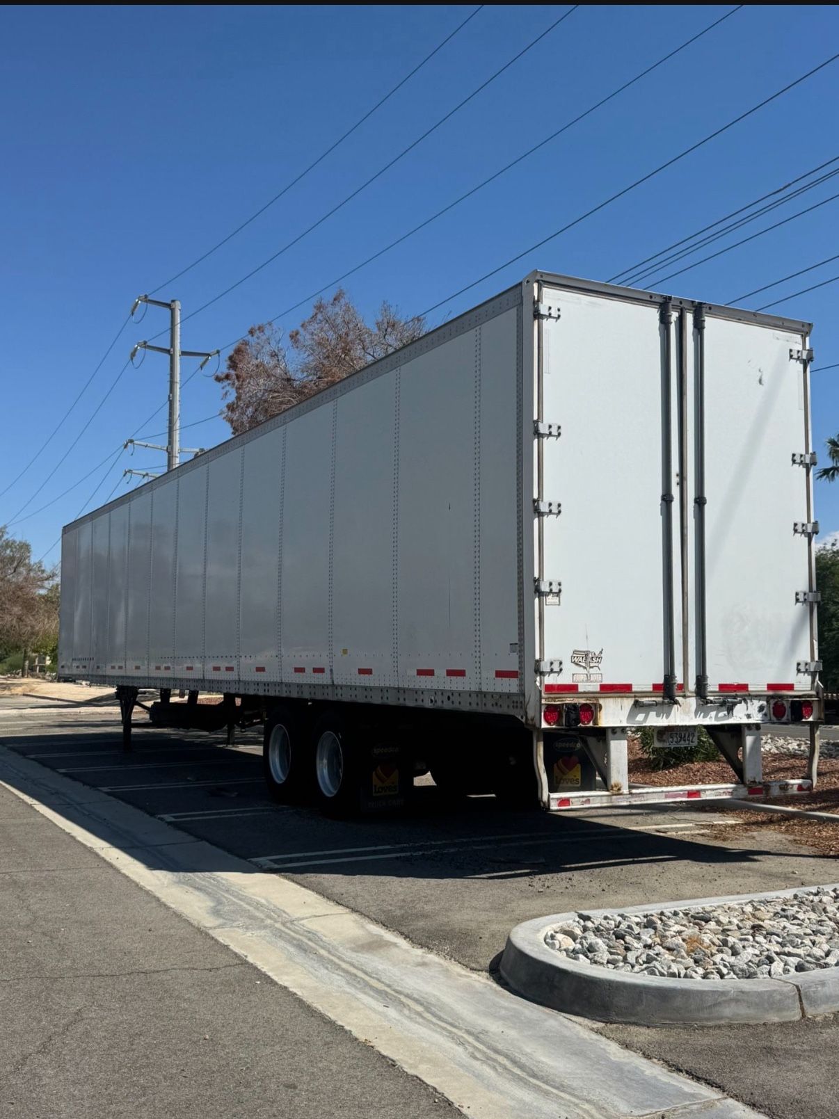 Trailer