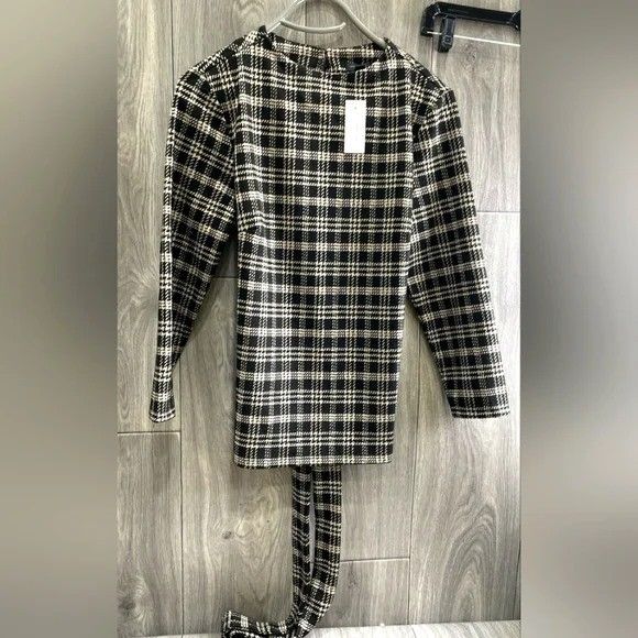 NEW Ann Taylor Designer Black and White Beige Plaid Blouse Belted Top Tunic M