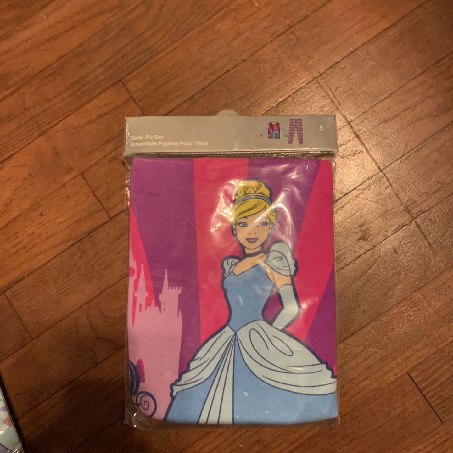 $$$$15 Brand New Disney Cinderella Girls Pajamas Size 5
