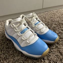Air Jordan 11 Retro Low BG University Blue 