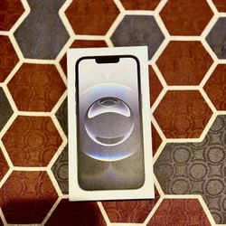 iPhone 16e 