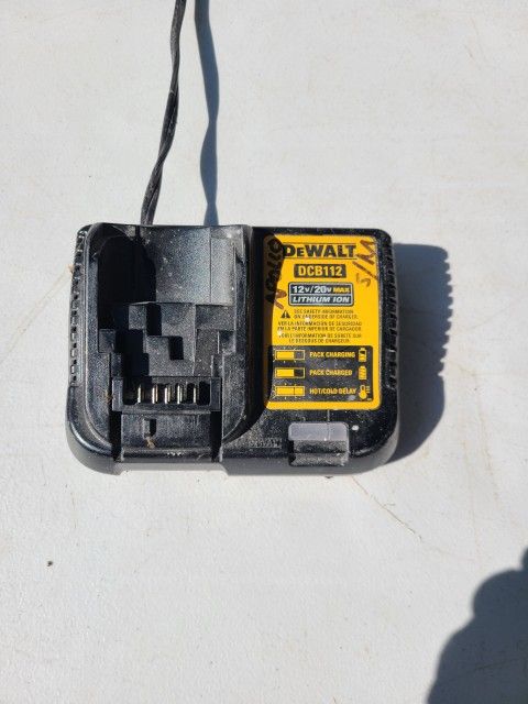 DeWalt Battery Charger 12v-20v