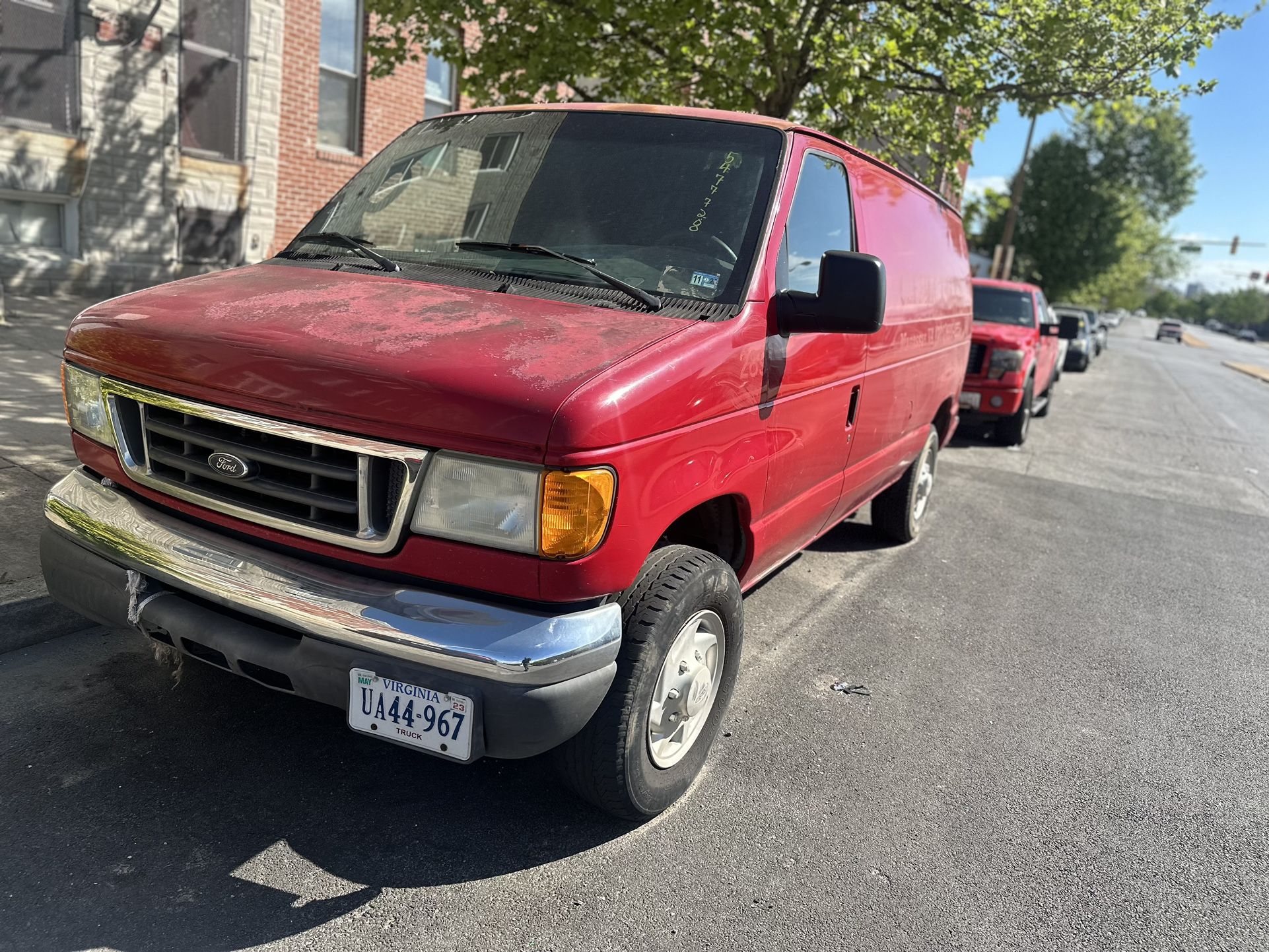 2006 Ford Ecoline 350