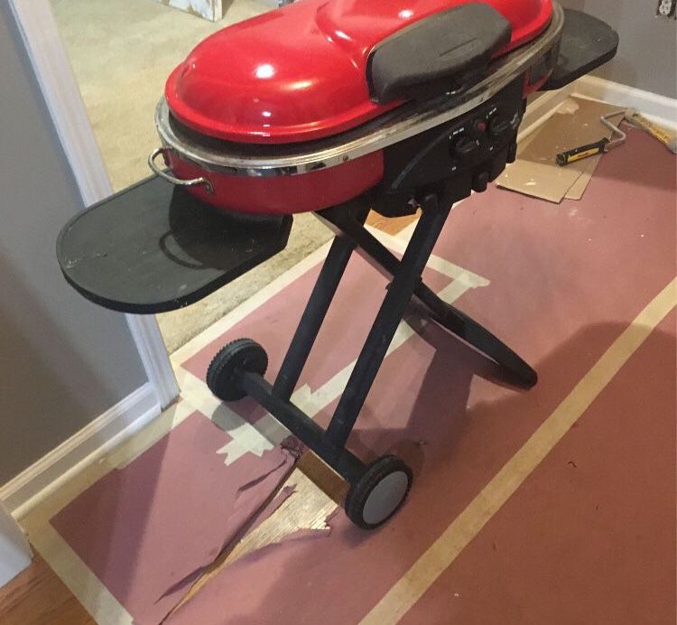 Coleman Road Trip Grill On Wheels( Pop Up)