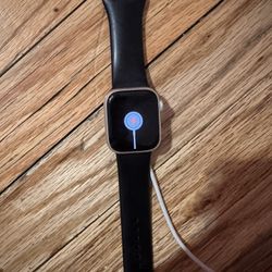 Apple Watch Series 8
