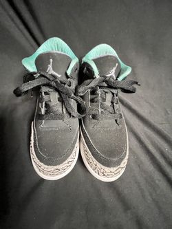 Jordan 3 Size 3youth 215/ Los Alamos