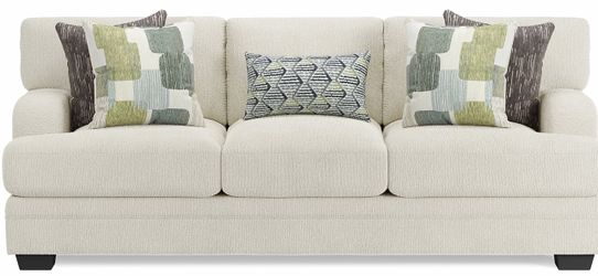 Charlton Street Off-White Sofa – Like New, Rooms To Go