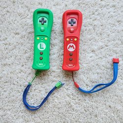 Nintendo Mario And Luigi Special Edition Wii U Controllers Motion Plus