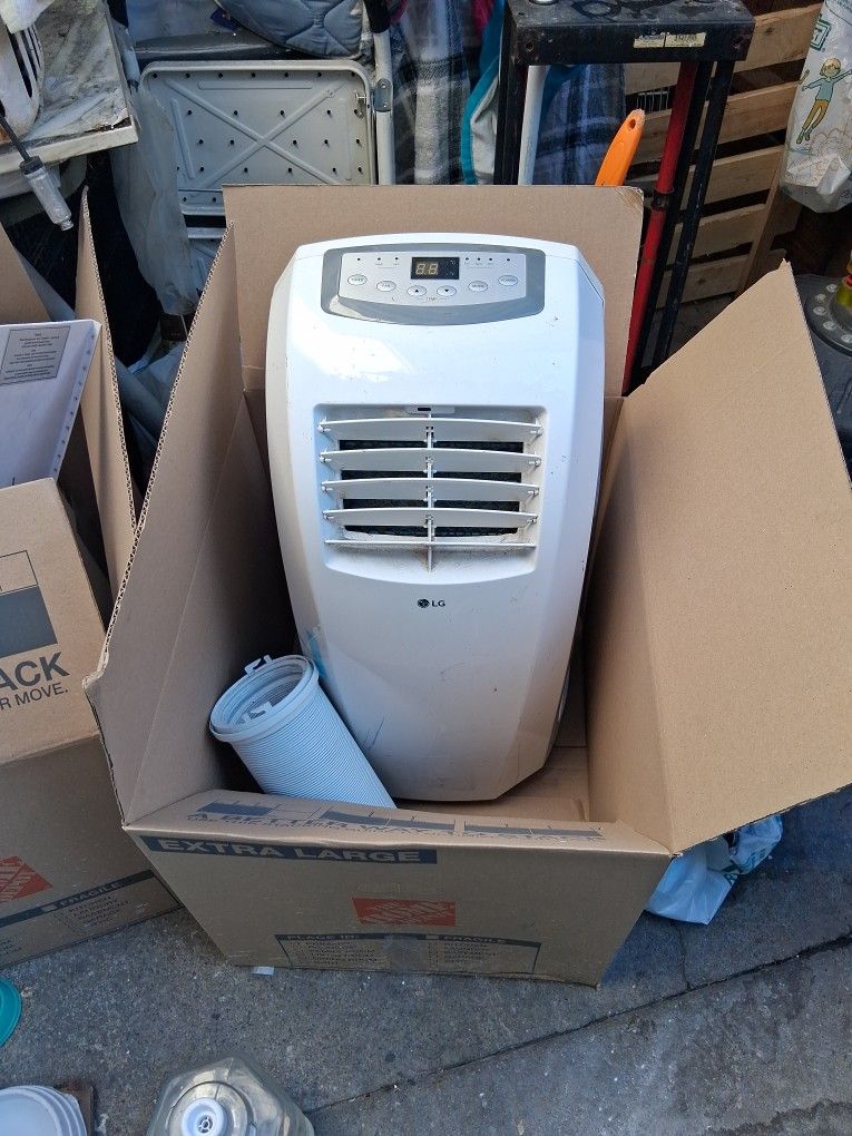 LG Air Conditioner