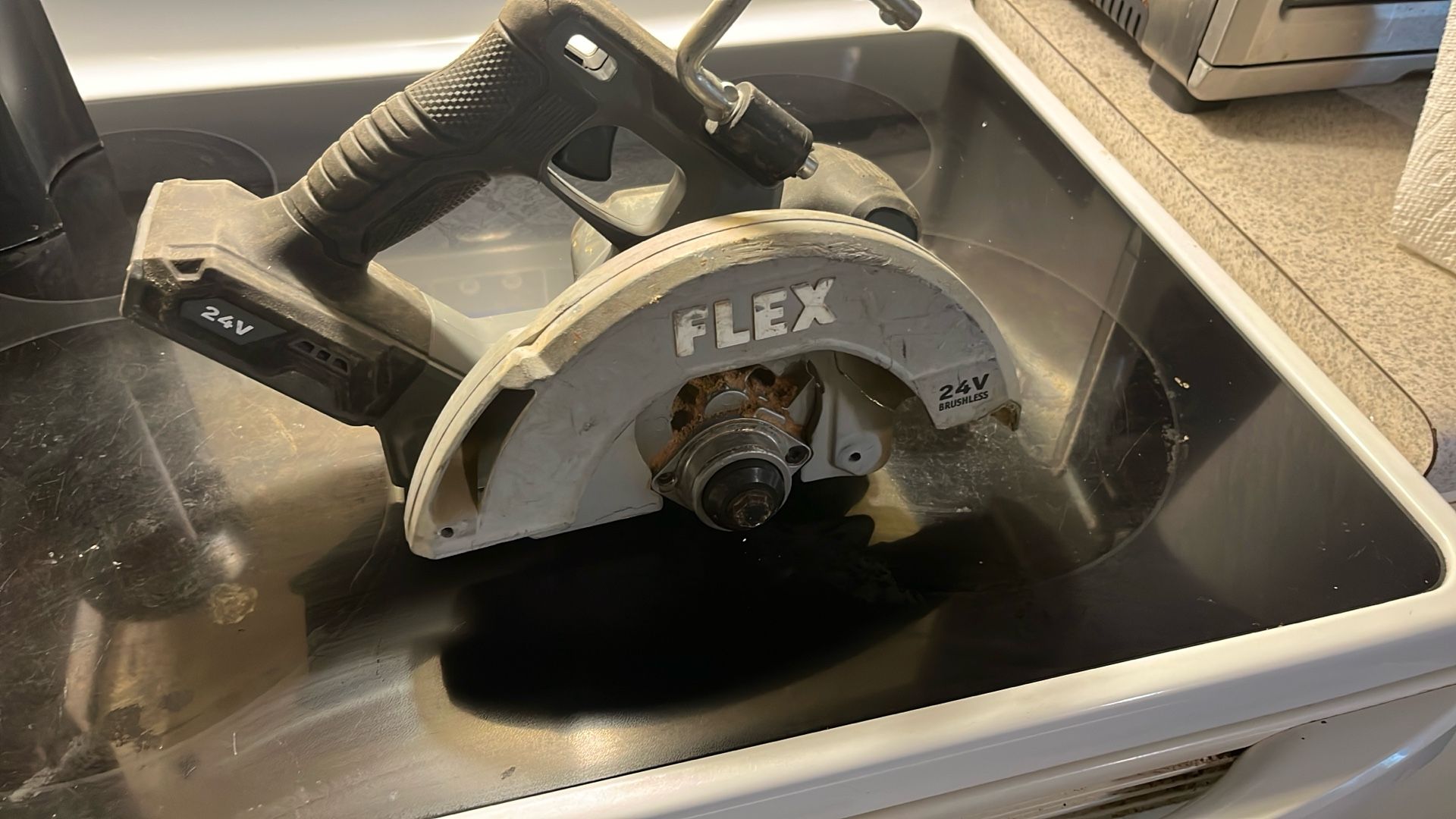 Flex Skil Saw Works Good