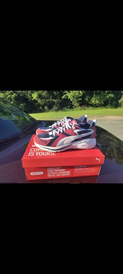 MEN PUMA SNEAKERS 10.5 BRAND NEW