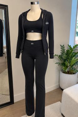 A l o 3-Piece Black Activewear Set