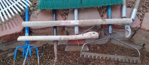 Yard tools