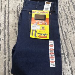 Cowboy Cut Wrangler Jeans 