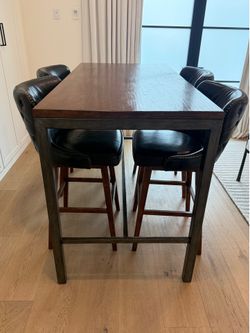 Four Hands Table & Chairs - Dining Set