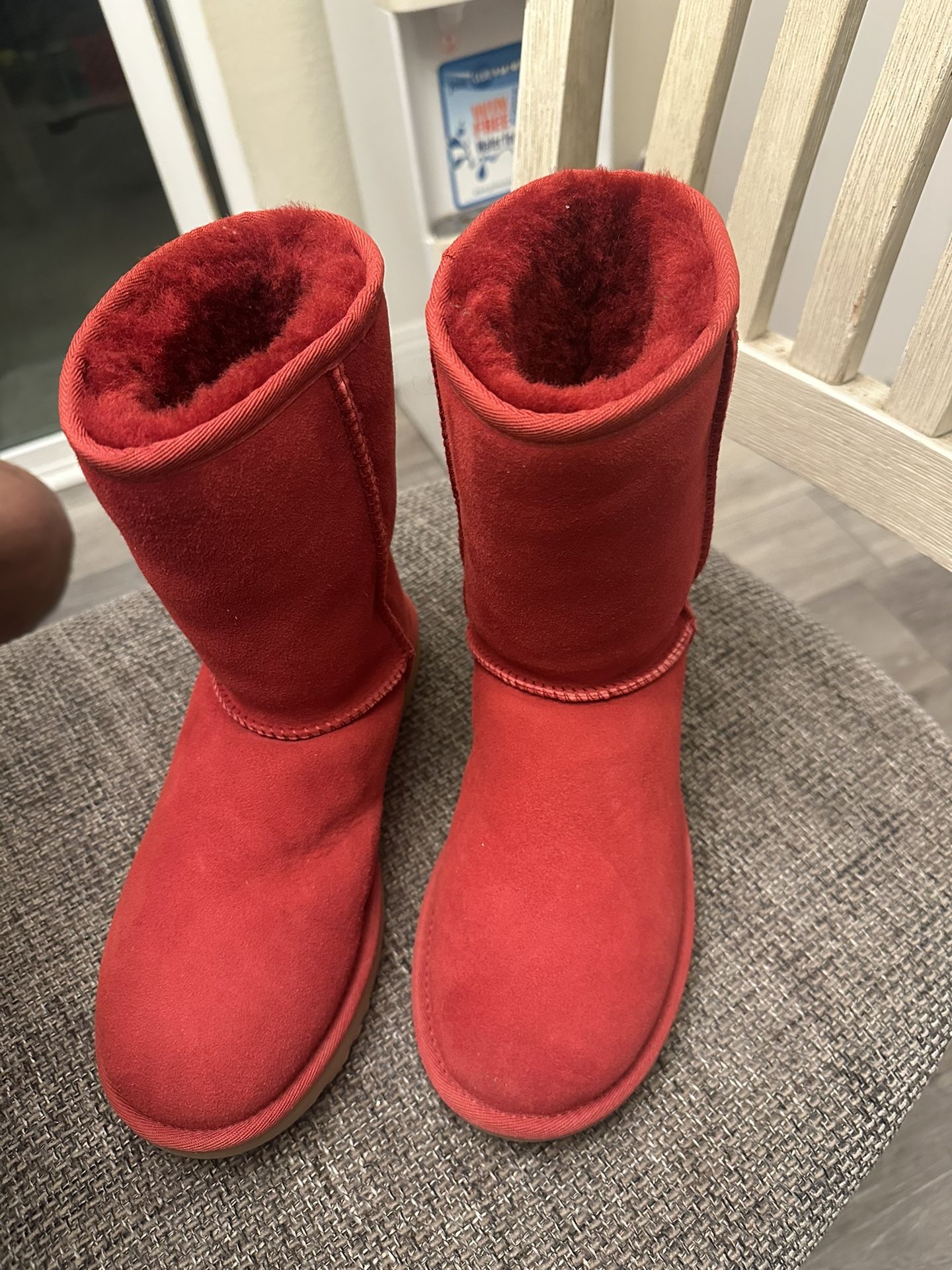 Size 8 Ugg Boots