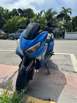 2024 Saber 2000