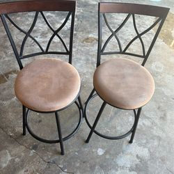 bar stool