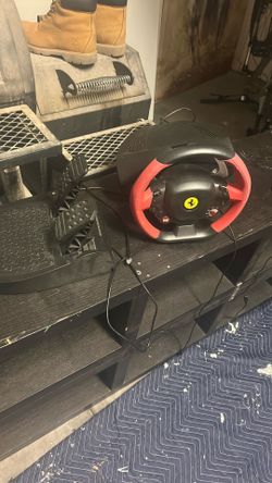 Xbox one steering wheel and pedals