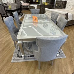 7 Count Dining Table Set