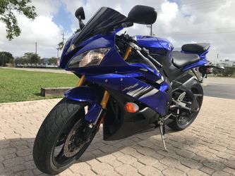 2006 yamaha R6