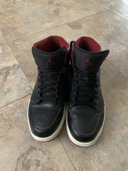 Nike Jordan Black Red Mid