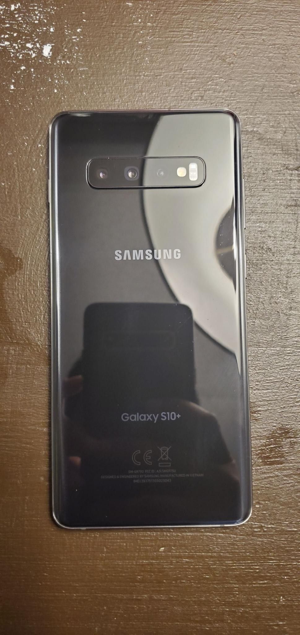 Galaxy S10 Plus & Galaxy Buds