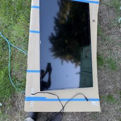40’ Samsung Flat Screen Tv 85.00