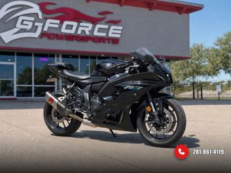 2023 YAMAHA YZF-R7