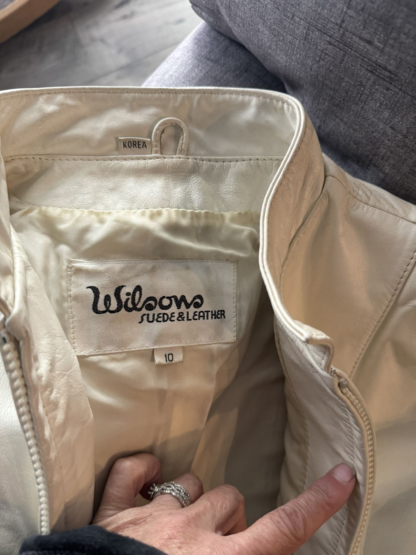 Vintage 80’s Wilson White Leather Jacket And Skirt Clothing